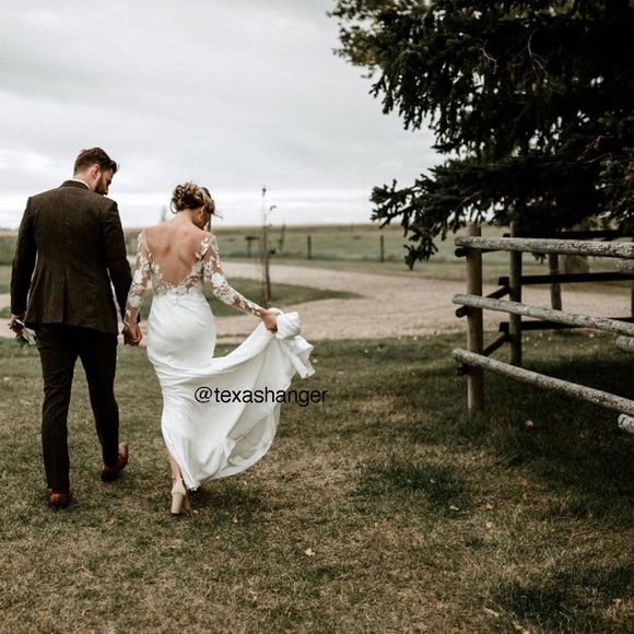 NWT Wtoo Rylan Long Sleeve Gown Sz 00 Ivory - Picture 10 of 16